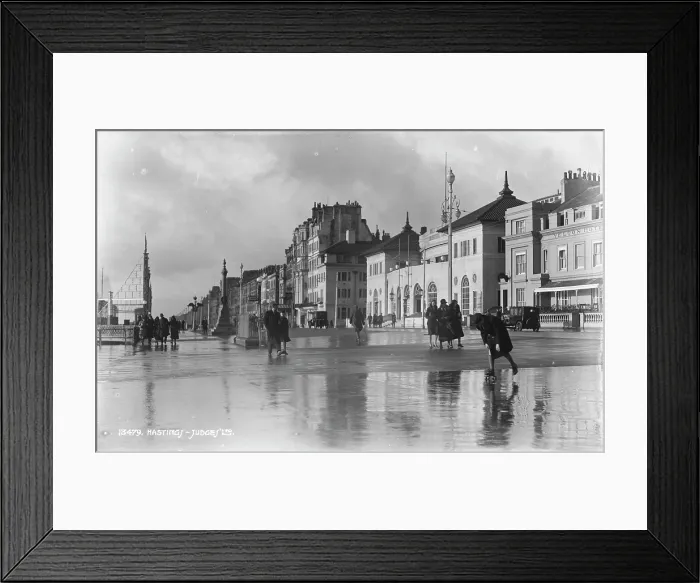 Framed Print : A Rainy Day at Hastings Seafront Framed Print : A Rainy Day at Hastings Seafront