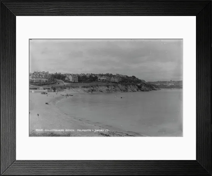 Framed Print : Gyllyngvase Beach, Falmouth Framed Print : Gyllyngvase Beach, Falmouth