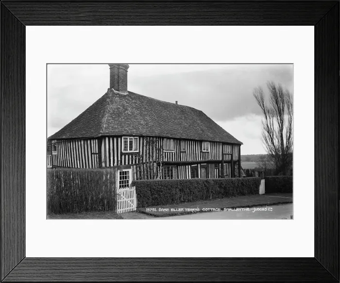 Framed Print : Dame Ellen Terry's Cottage Framed Print : Dame Ellen Terry's Cottage