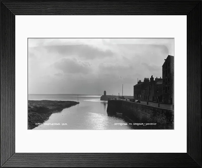 Framed Print : Entrance to Harbour, Castletown Framed Print : Entrance to Harbour, Castletown
