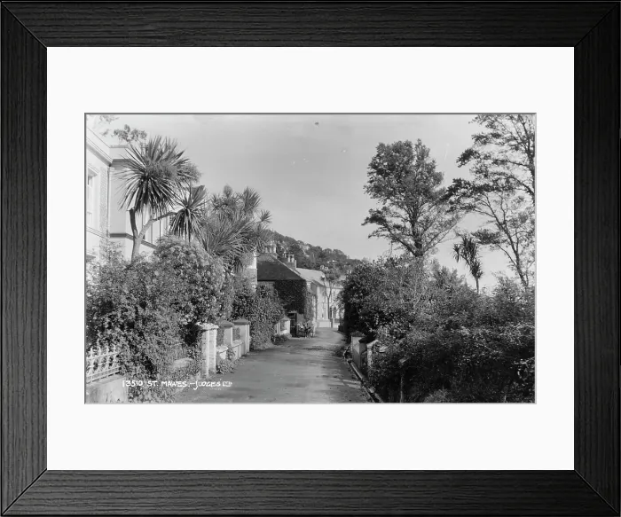 Framed Print : A Quiet Street in St. Mawes Framed Print : A Quiet Street in St. Mawes