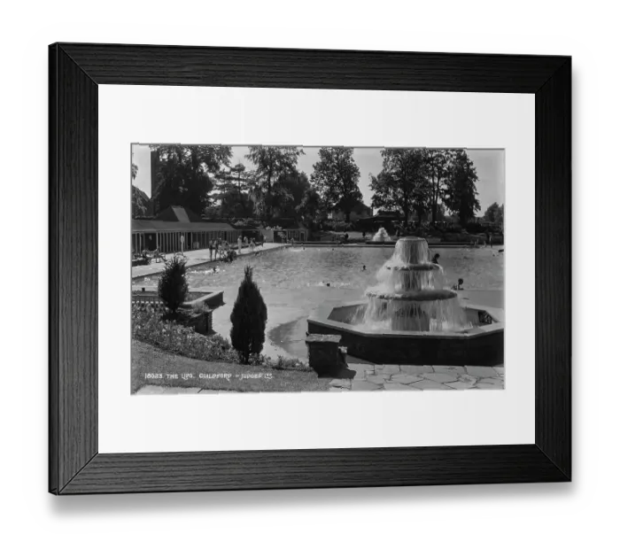 Framed Print : The Lido in Guildford Framed Print : The Lido in Guildford