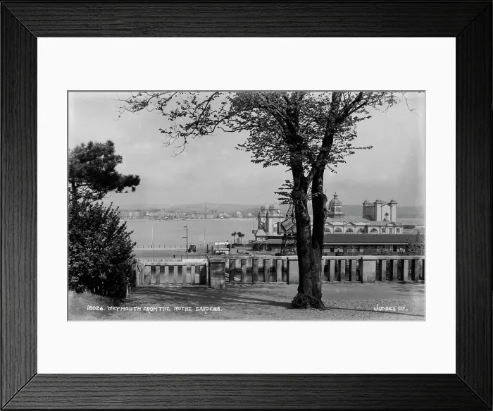 Framed Print : View of Weymouth from the Nothe Gardens Framed Print : View of Weymouth from the Nothe Gardens