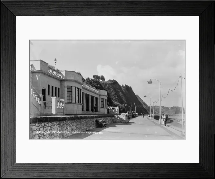 Framed Print : Jubilee Shelter at Teignmouth Framed Print : Jubilee Shelter at Teignmouth