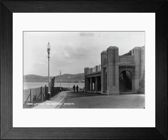 Framed Print : The Colonnade in Llandudno Framed Print : The Colonnade in Llandudno