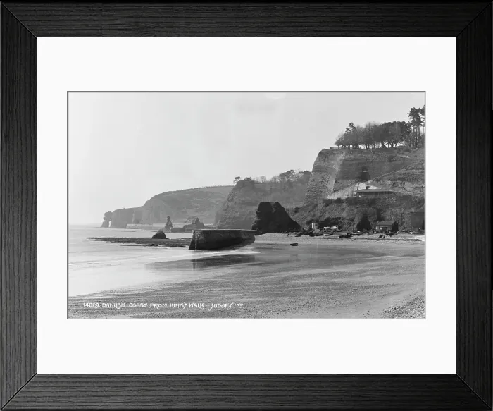 Framed Print : Dawlish Coast from King's Walk Framed Print : Dawlish Coast from King's Walk