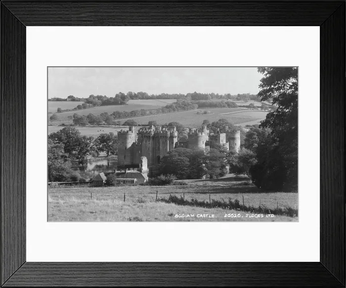 Framed Print : Bodiam Castle Framed Print : Bodiam Castle
