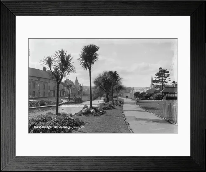 Framed Print : The Gardens in Dawlish