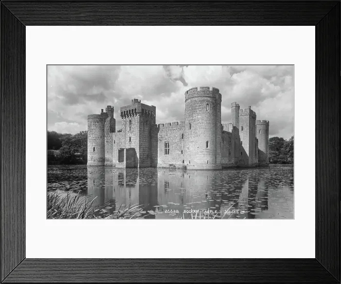 Framed Print : Bodiam Castle Framed Print : Bodiam Castle