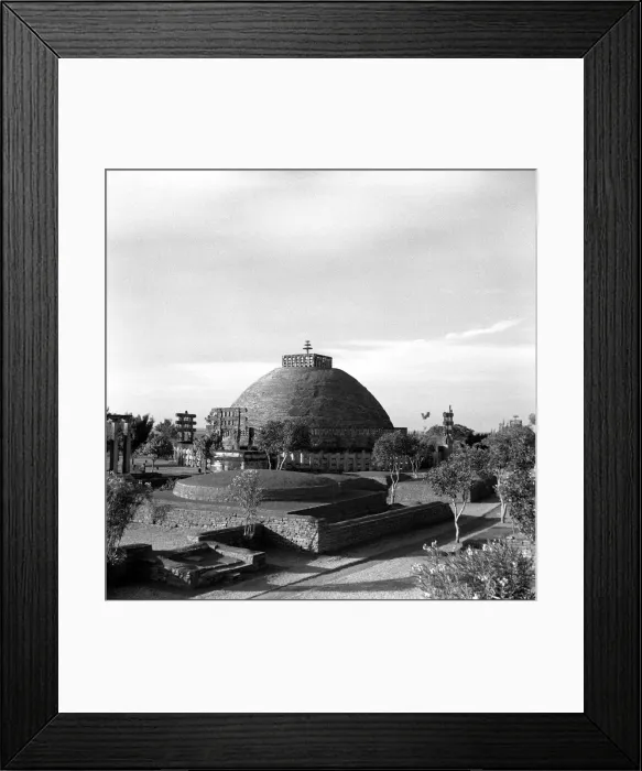 Framed Print : Stupa at Sanchi, Central India Framed Print : Stupa at Sanchi, Central India