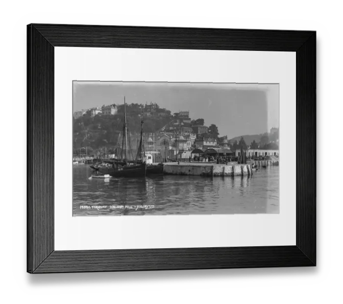 Framed Print : Torquay Harbour Scene Framed Print : Torquay Harbour Scene