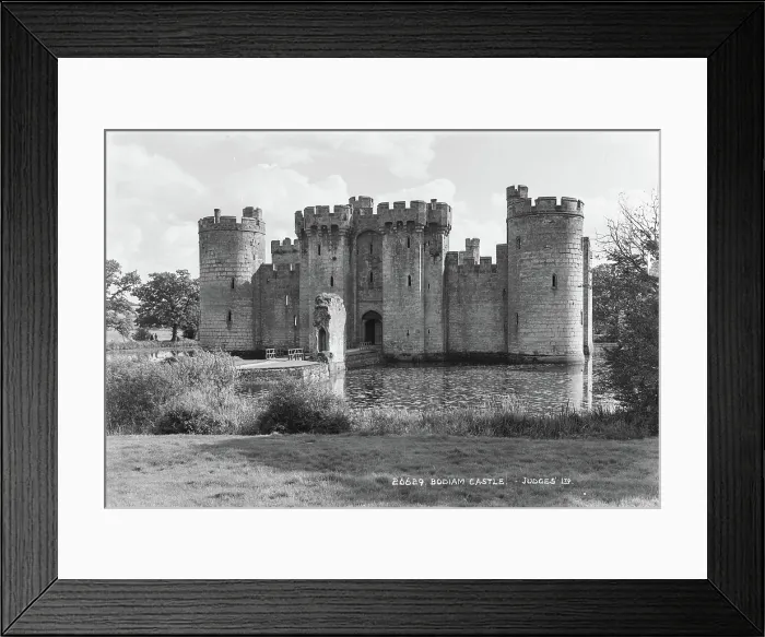 Framed Print : Bodiam Castle Framed Print : Bodiam Castle