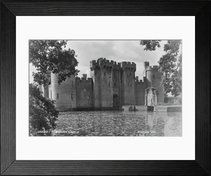 Framed Print : Bodiam Castle Framed Print : Bodiam Castle