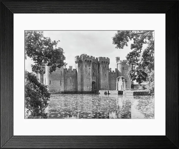 Framed Print : Bodiam Castle Framed Print : Bodiam Castle