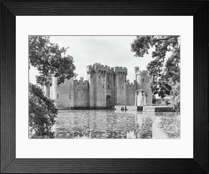 Framed Print : Bodiam Castle Framed Print : Bodiam Castle
