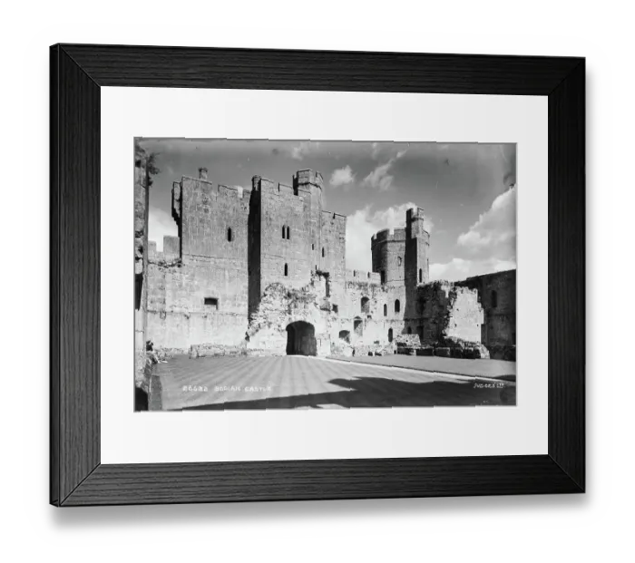 Framed Print : Bodiam Castle Framed Print : Bodiam Castle