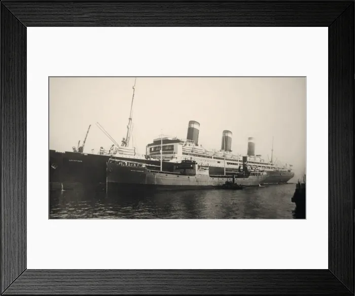 Framed Print : Leviathan refueling Framed Print : Leviathan refueling