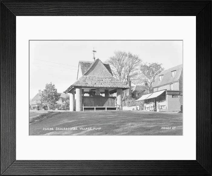 Framed Print : Sedlescombe Village Pump Framed Print : Sedlescombe Village Pump