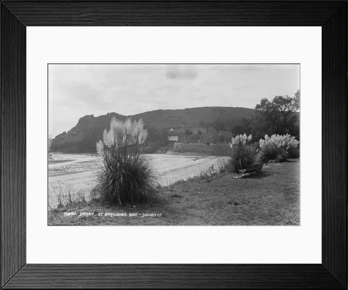 Framed Print : St. Brelade's Bay Framed Print : St. Brelade's Bay