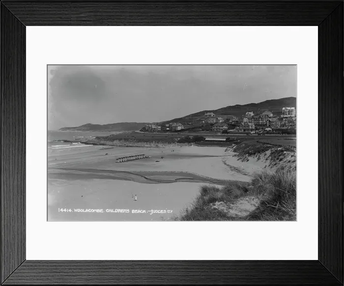 Framed Print : Woolacombe Children's Beach Framed Print : Woolacombe Children's Beach