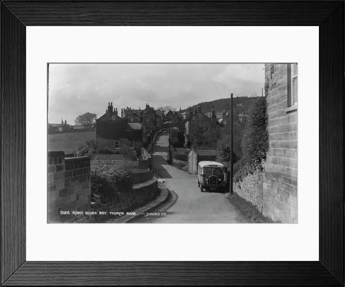Framed Print : A Scenic View of Robin Hood's Bay Framed Print : A Scenic View of Robin Hood's Bay