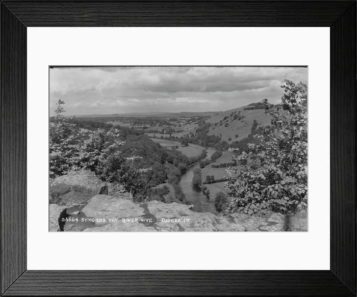 Framed Print : Scenic View of the River Wye from Symonds Yat Framed Print : Scenic View of the River Wye from Symonds Yat