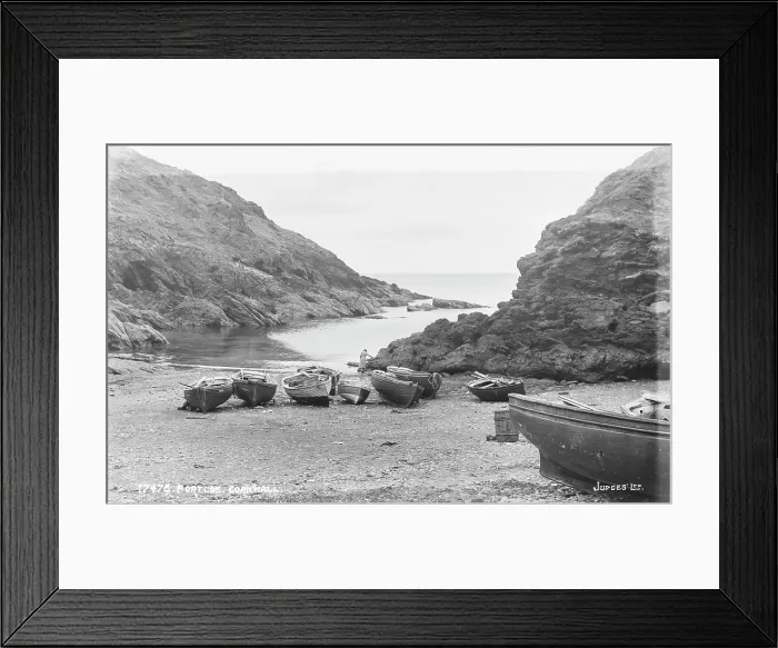 Framed Print : Boats at Portloe Framed Print : Boats at Portloe