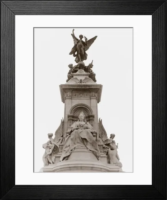 Framed Print : The Queen Victoria Memorial Framed Print : The Queen Victoria Memorial