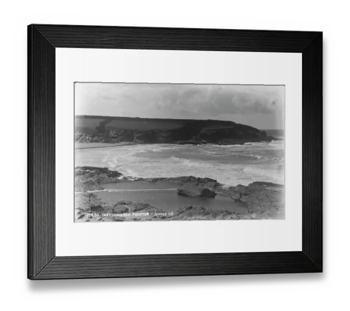 Framed Print : Treyarnon Bay, Padstow Framed Print : Treyarnon Bay, Padstow