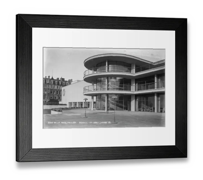 Framed Print : De La Warr Pavilion Framed Print : De La Warr Pavilion