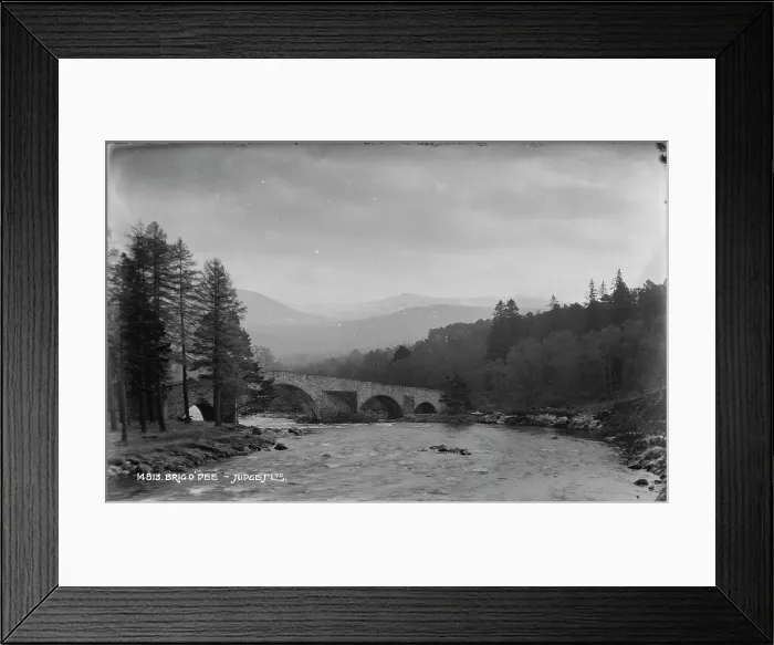 Framed Print : The Historic Brig o Dee Bridge Framed Print : The Historic Brig o Dee Bridge