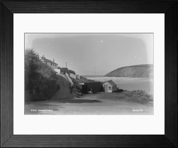 Framed Print : Scenic View of Mawgan Porth Framed Print : Scenic View of Mawgan Porth
