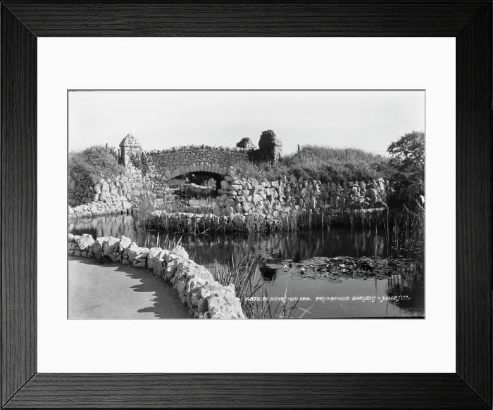Framed Print : Promenade Garden in St. Annes-on-Sea