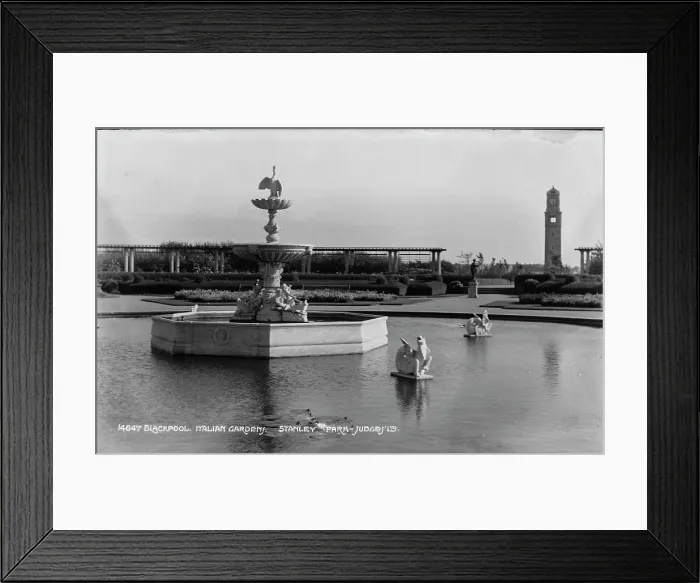 Framed Print : Italian Garden Fountain in Stanley Park Framed Print : Italian Garden Fountain in Stanley Park