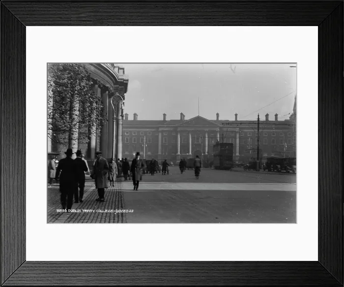 Framed Print : Trinity College, Dublin in the Early 20th Century Framed Print : Trinity College, Dublin in the Early 20th Century