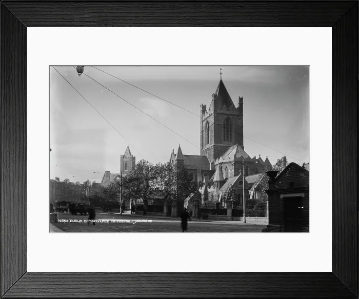 Framed Print : Christchurch Cathedral in Dublin Framed Print : Christchurch Cathedral in Dublin
