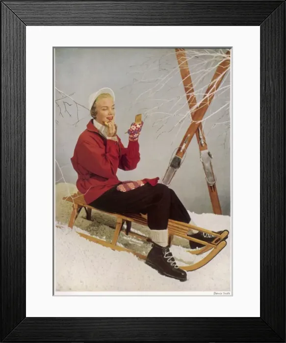 Framed Print : Make up Moment in the Snow Framed Print : Make up Moment in the Snow