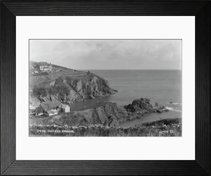Framed Print : Cadwith Harbour Framed Print : Cadwith Harbour