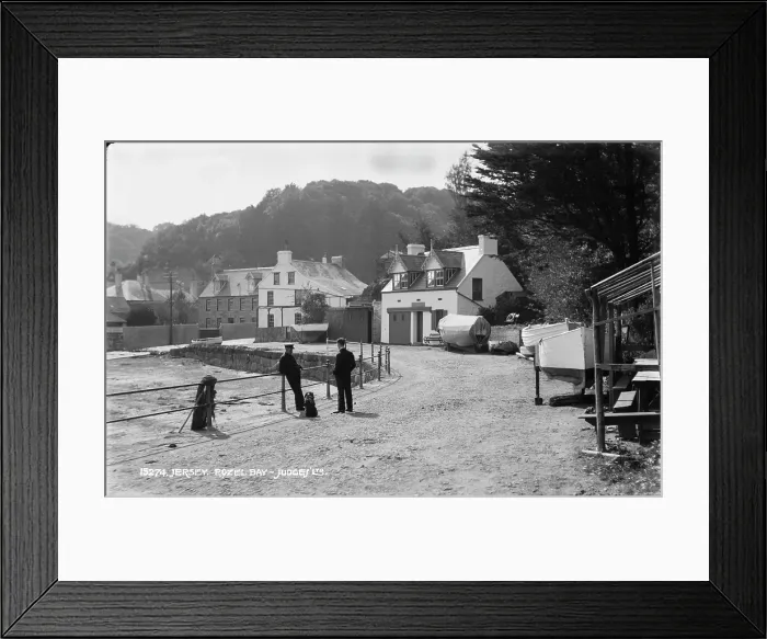 Framed Print : Rozel Bay, Jersey Framed Print : Rozel Bay, Jersey
