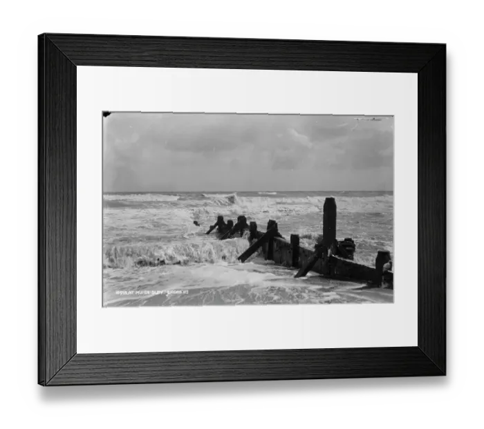 Framed Print : Waves at Mundesley Framed Print : Waves at Mundesley