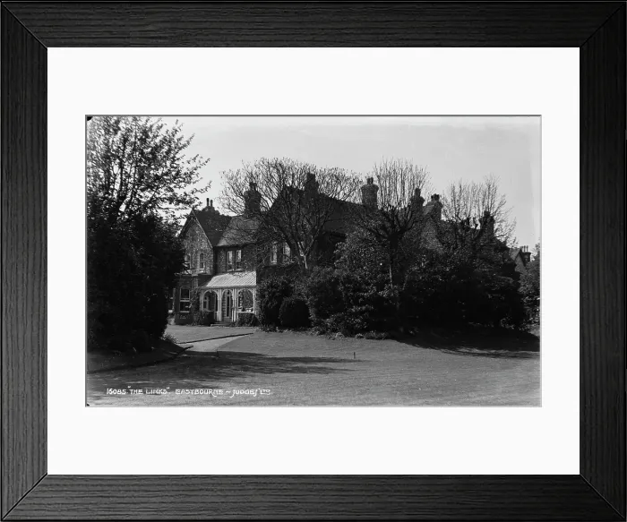 Framed Print : The Links, Eastbourne