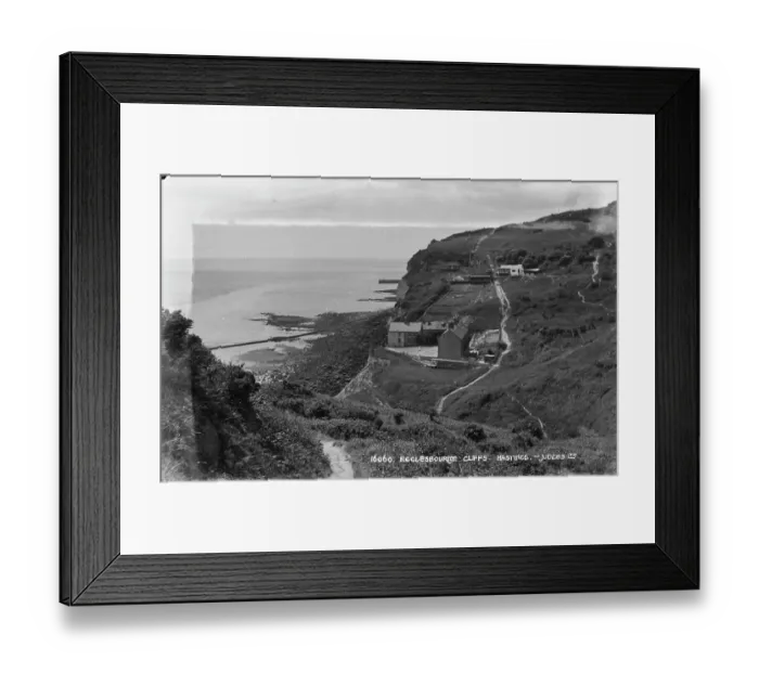 Framed Print : Ecclesbourne Cliffs, Hastings Framed Print : Ecclesbourne Cliffs, Hastings