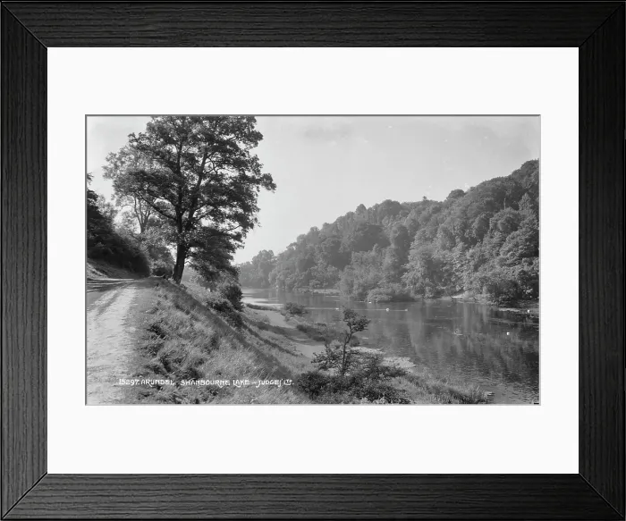 Framed Print : Scenic View of Shanbourne Lake Framed Print : Scenic View of Shanbourne Lake