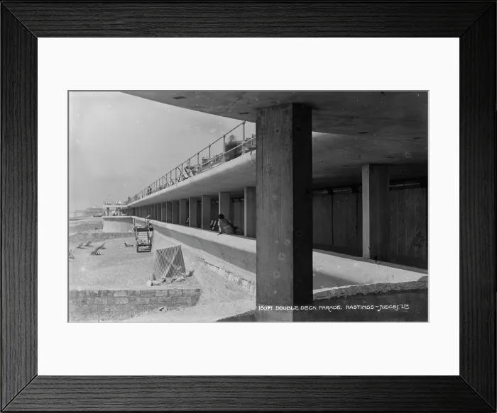 Framed Print : Double Deck Parade