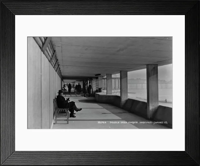 Framed Print : Double Deck Parade, Hastings