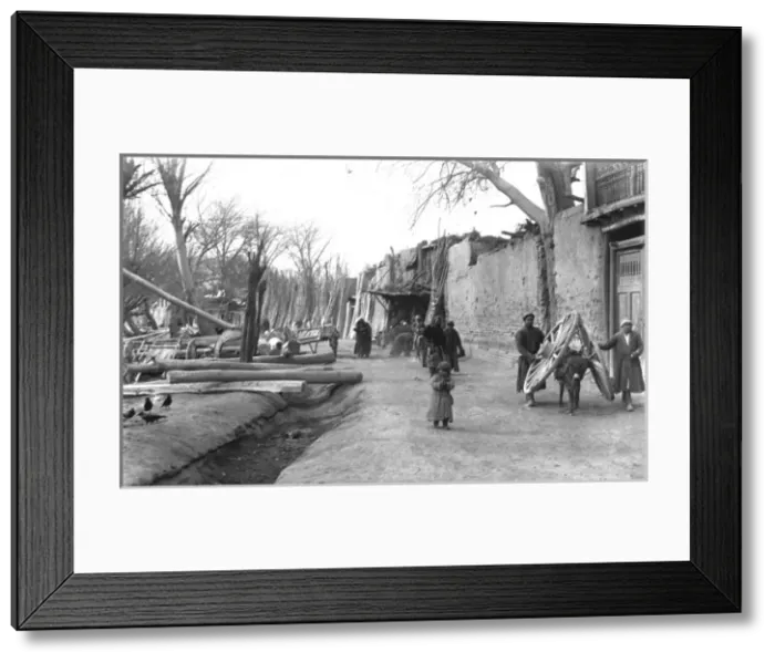 Framed Print : Street scene in Kashgar, western China Framed Print : Street scene in Kashgar, western China