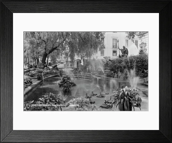 Framed Print : The Fountain in Cheltenham