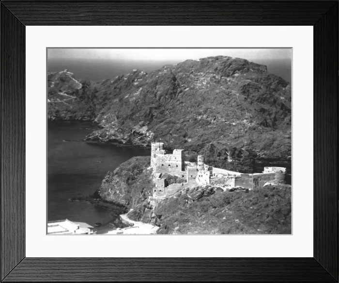 Framed Print : Fort at Muscat, Oman Framed Print : Fort at Muscat, Oman