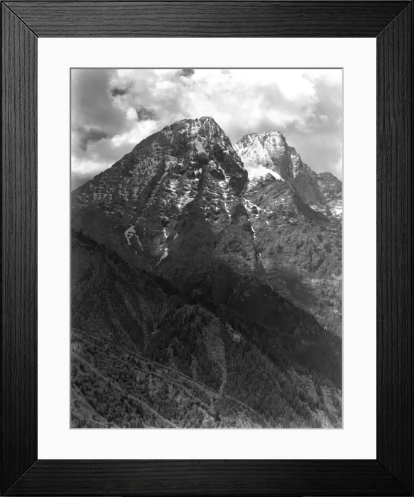 Framed Print : Mountain scenery in Kashgar, western China Framed Print : Mountain scenery in Kashgar, western China