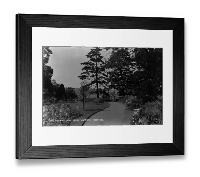Framed Print : Library Gardens in Bromley